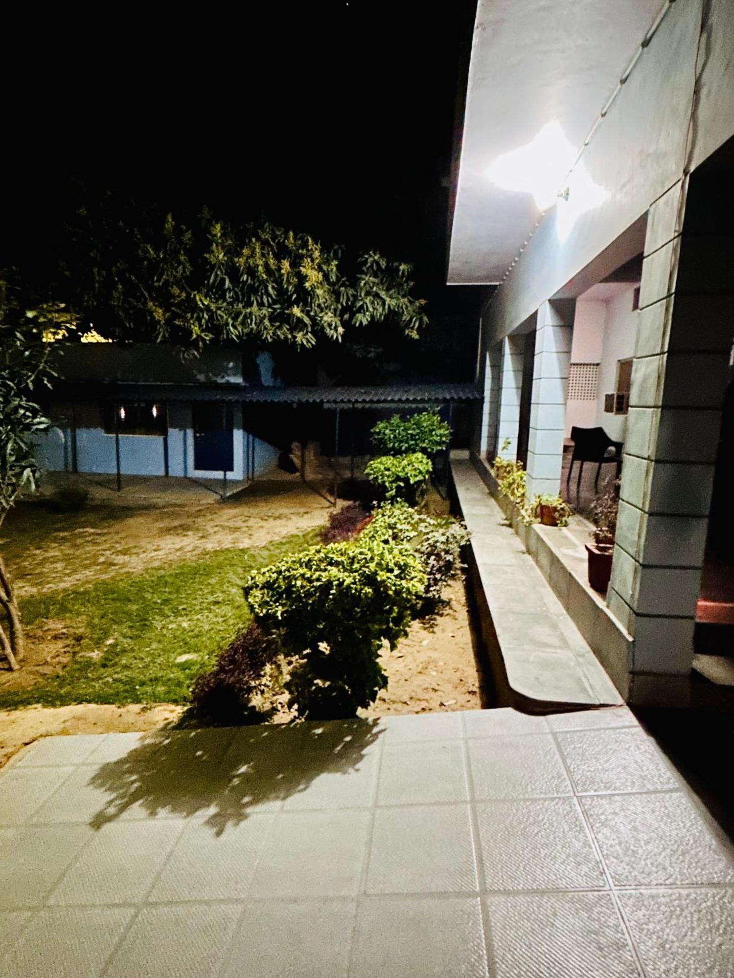 Gooseberry Garden Villa Ayodhya Luaran gambar